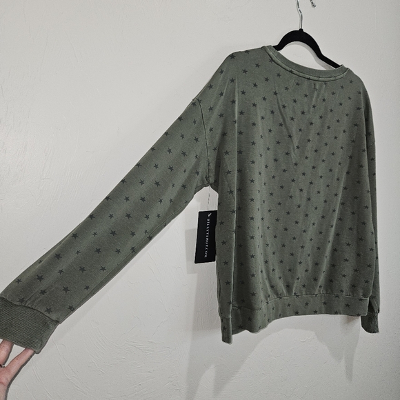 NWT! Billy T Shop Sweatshirt Women's Small Green Favorite Army Star Ruffle NEW - Picture 14 of 16